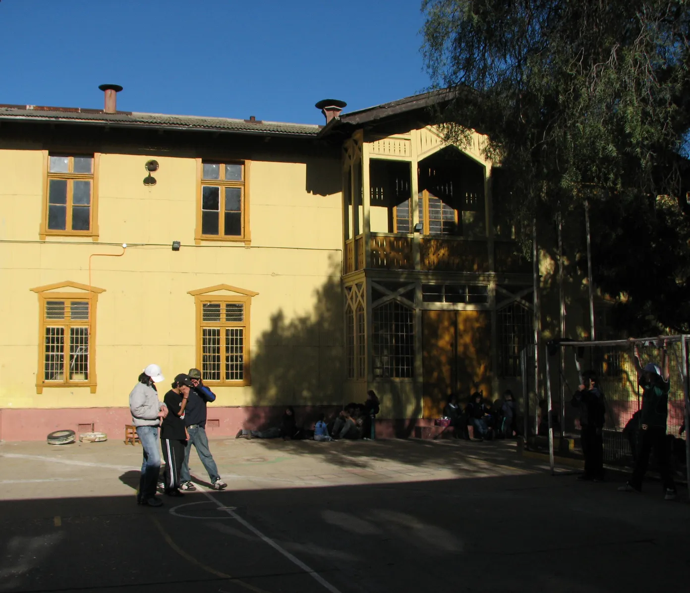 Gimnasio Fuente: Sofia Vargas-Koch, 2009