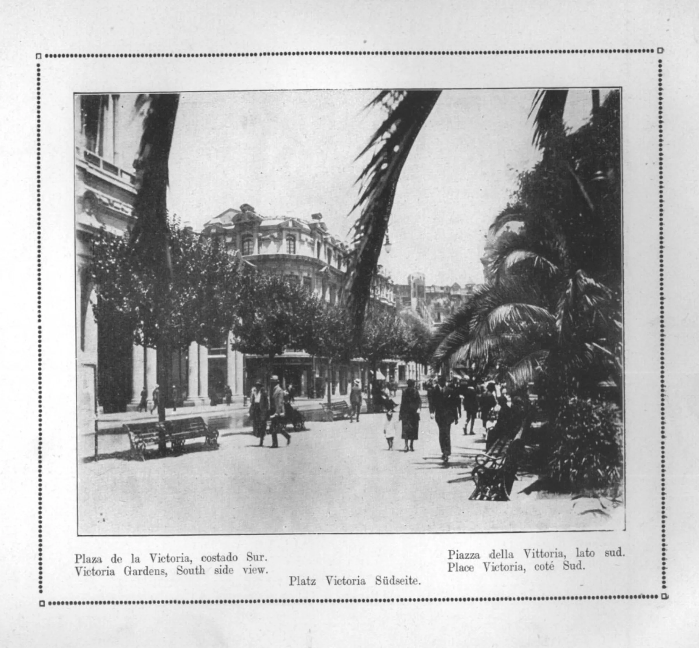 Plaza de la Victoria (costado sur), Fuente: Album Valparaíso Panorámico, memoriachilena.cl