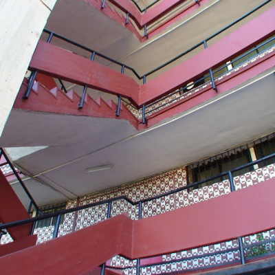 Vista fachada interior Población Lord Cochrane