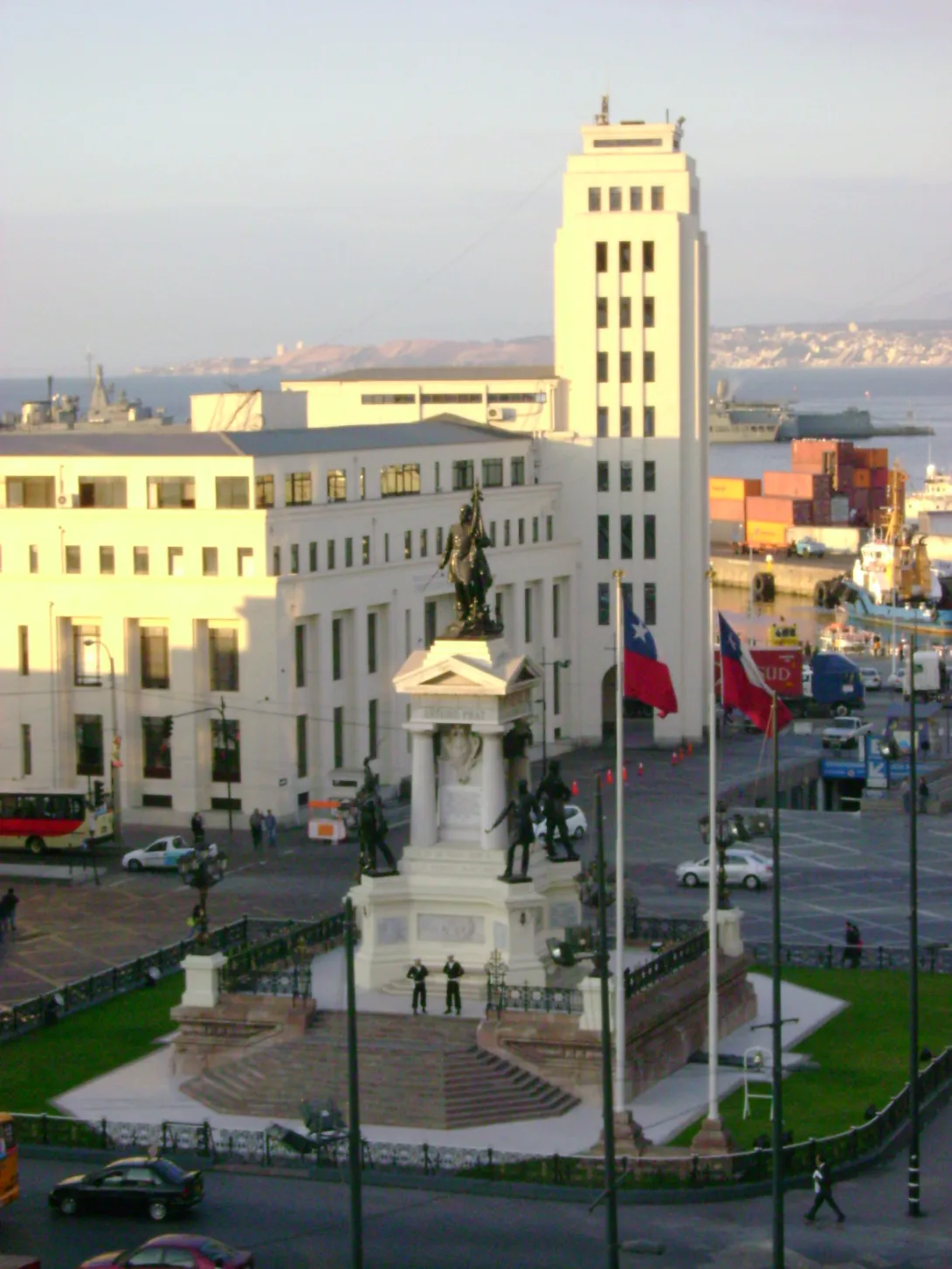 Monumento a los Héroes de Iquique