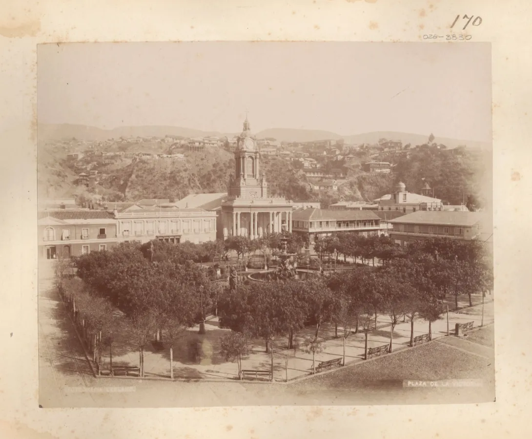 Plaza Victoria, Fuente: Felix Leblanc 